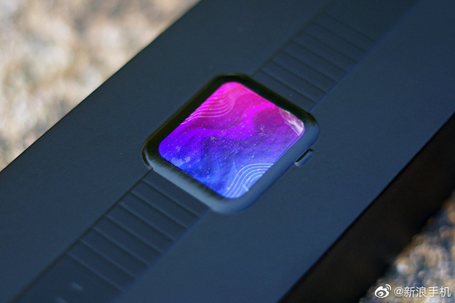 Cận cảnh Xiaomi Mi Watch: Bản sao giá rẻ của Apple Watch - Ảnh 2. Cận cảnh Xiaomi Mi Watch: Bản sao giá rẻ của Apple Watch - Ảnh 2.